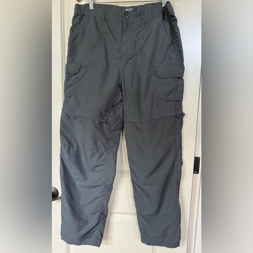 REI Gray Cargo Woman’s Convertible Nylon Pants,Elastic Waist,Velcro Cuff